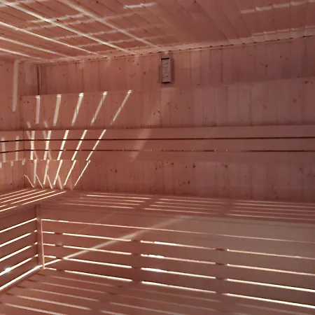 公寓 Ms Pro De Lux Class 科沃布热格